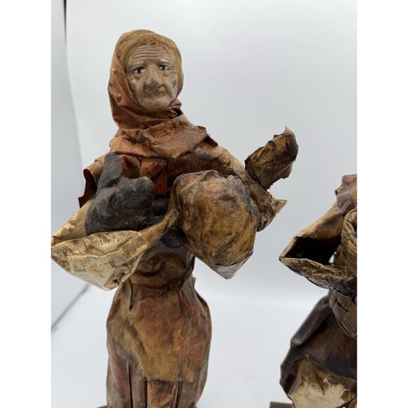 Mexican Folk Art Corn Husk Figurines Man & Woman Market Scene 12” Pair - Picture 2 of 11